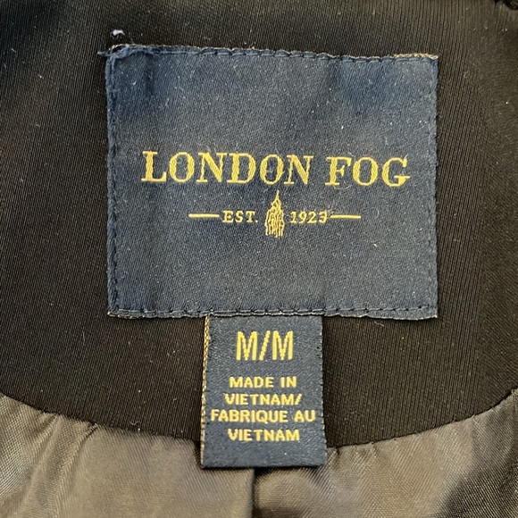 EUC London Fog black round neck silver clasp front fully lined heavier rain coat - Picture 8 of 10